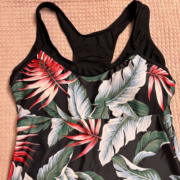 NWOT Swim Tankini and Swim Skirt - Picture 6 of 13